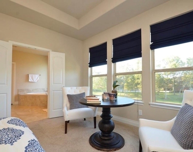 9515 Scanlan Heights Lane - Photo Thumbnail 13