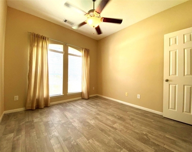 14706 Windwood Park Lane - Photo Thumbnail 9
