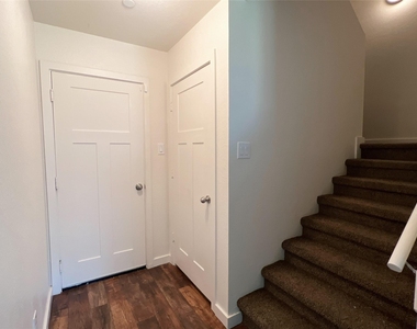10535 Mills Road - Photo Thumbnail 2