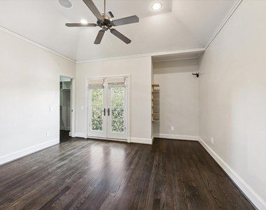 2145 Fairview Avenue - Photo Thumbnail 44