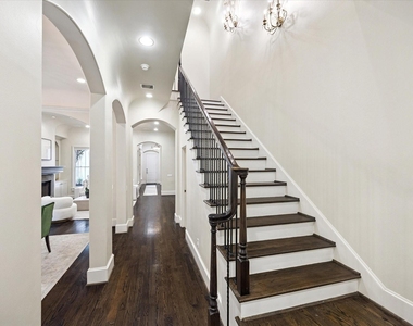 2145 Fairview Avenue - Photo Thumbnail 26