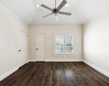 2145 Fairview Avenue - Photo Thumbnail 47