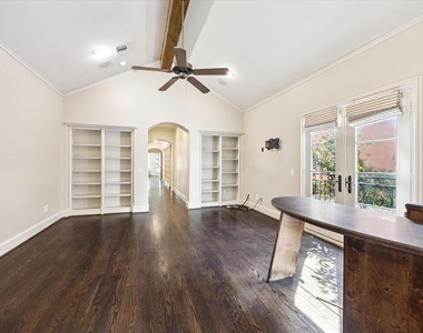 2145 Fairview Avenue - Photo Thumbnail 38