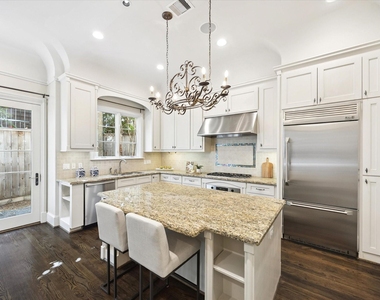 2145 Fairview Avenue - Photo Thumbnail 19