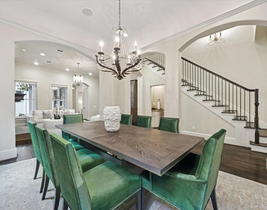 2145 Fairview Avenue - Photo Thumbnail 13