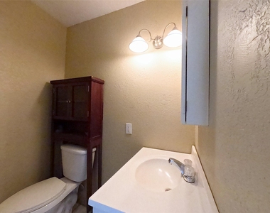 138 Blanchard Loop - Photo Thumbnail 8