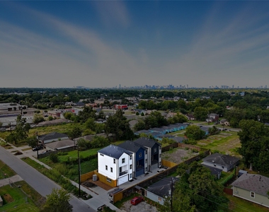 4749 Wilmington Street - Photo Thumbnail 23