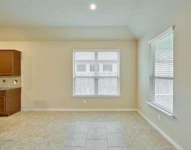 7443 Casita Drive - Photo Thumbnail 12