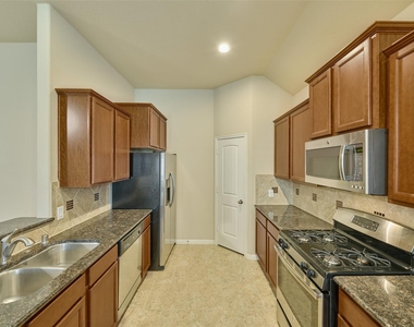 7443 Casita Drive - Photo Thumbnail 9