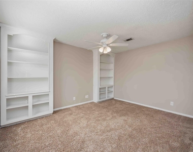 5411 Mossy Timbers Drive - Photo Thumbnail 17