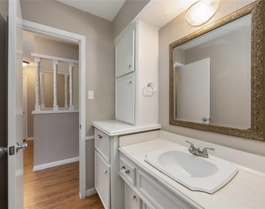 5411 Mossy Timbers Drive - Photo Thumbnail 27