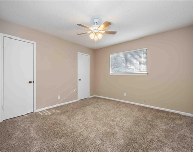 5411 Mossy Timbers Drive - Photo Thumbnail 25