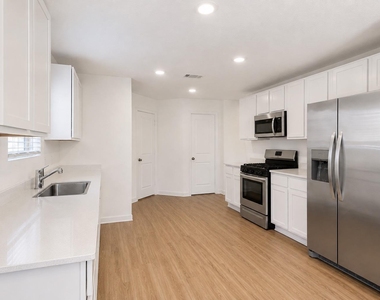 21034 Longeni Drive - Photo Thumbnail 7