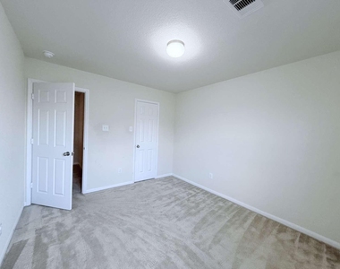 14910 Rustler Gate Lane - Photo Thumbnail 14