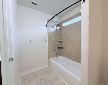 14910 Rustler Gate Lane - Photo Thumbnail 16