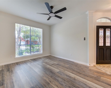 20911 Golden Sycamore Trail - Photo Thumbnail 10