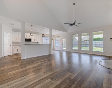 20911 Golden Sycamore Trail - Photo Thumbnail 12
