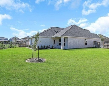 4230 Rocky Plains Lane - Photo Thumbnail 4