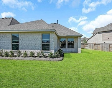 4230 Rocky Plains Lane - Photo Thumbnail 3
