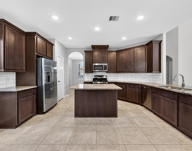 29122 Parker Trace Drive - Photo Thumbnail 21