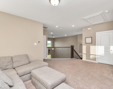 2627 Lazy Vine Lane - Photo Thumbnail 14