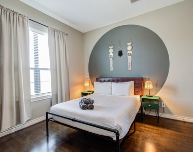 4001 Dallas Street - Photo Thumbnail 16