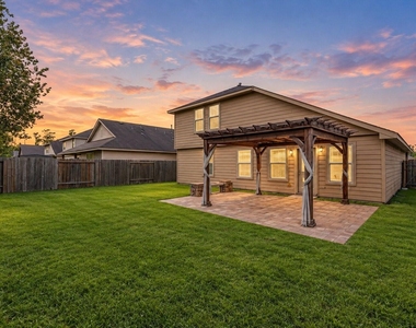 7247 Basque Country Drive - Photo Thumbnail 44