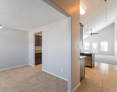 7247 Basque Country Drive - Photo Thumbnail 8