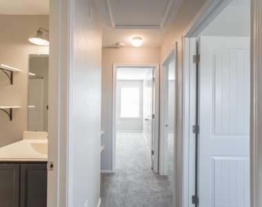 7247 Basque Country Drive - Photo Thumbnail 36