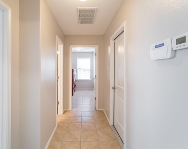 7247 Basque Country Drive - Photo Thumbnail 27