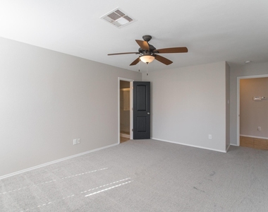 7247 Basque Country Drive - Photo Thumbnail 29