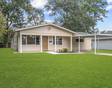 695 Callaway Drive - Photo Thumbnail 4