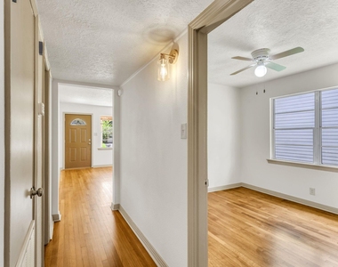 695 Callaway Drive - Photo Thumbnail 24