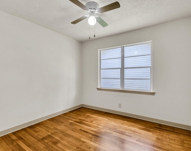 695 Callaway Drive - Photo Thumbnail 25