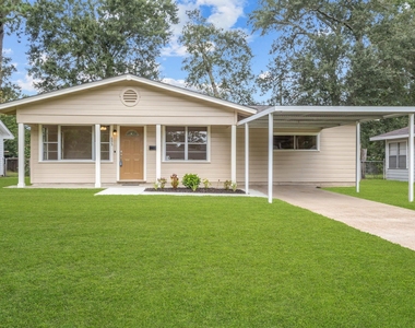 695 Callaway Drive - Photo Thumbnail 3