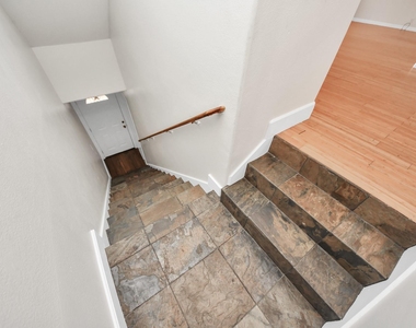 3014 Chenevert Street - Photo Thumbnail 38