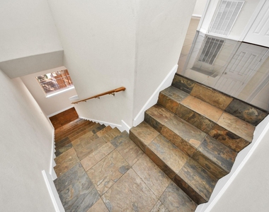 3014 Chenevert Street - Photo Thumbnail 42