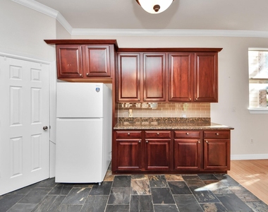 3014 Chenevert Street - Photo Thumbnail 19