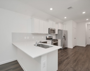 15826 Menlow Bend Drive - Photo Thumbnail 6