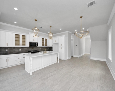 6312 Milwee Street - Photo Thumbnail 7