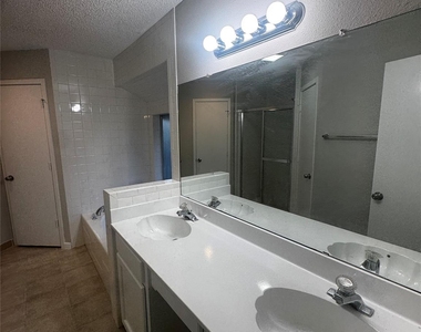 591 Spruce Drive - Photo Thumbnail 14