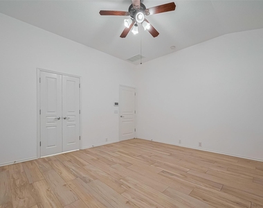 24543 Carlton Springs Lane - Photo Thumbnail 19