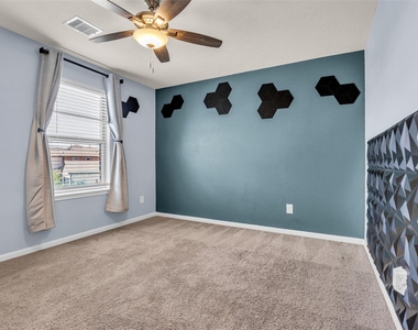 21278 Harbor Shore Drive - Photo Thumbnail 26