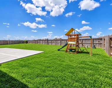 21278 Harbor Shore Drive - Photo Thumbnail 34