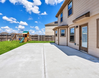21278 Harbor Shore Drive - Photo Thumbnail 32