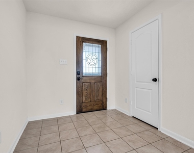 21278 Harbor Shore Drive - Photo Thumbnail 14