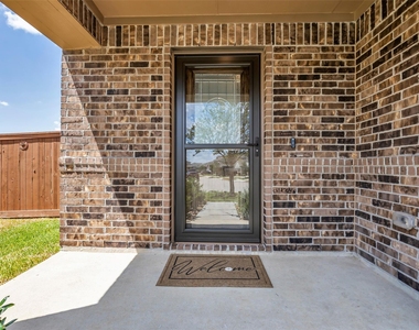 21278 Harbor Shore Drive - Photo Thumbnail 3