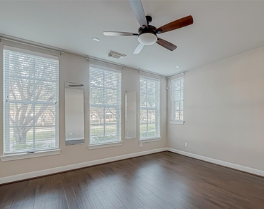 38 Islewood Boulevard - Photo Thumbnail 23
