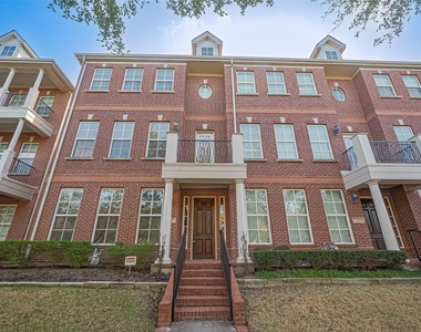 38 Islewood Boulevard - Photo Thumbnail 1