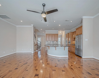 38 Islewood Boulevard - Photo Thumbnail 11